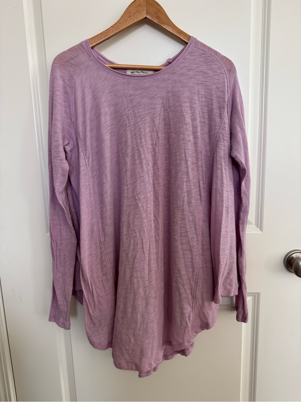 We The Free lavender Solid Round Neck Raglan Long Sleeve Knit Top Women’s M